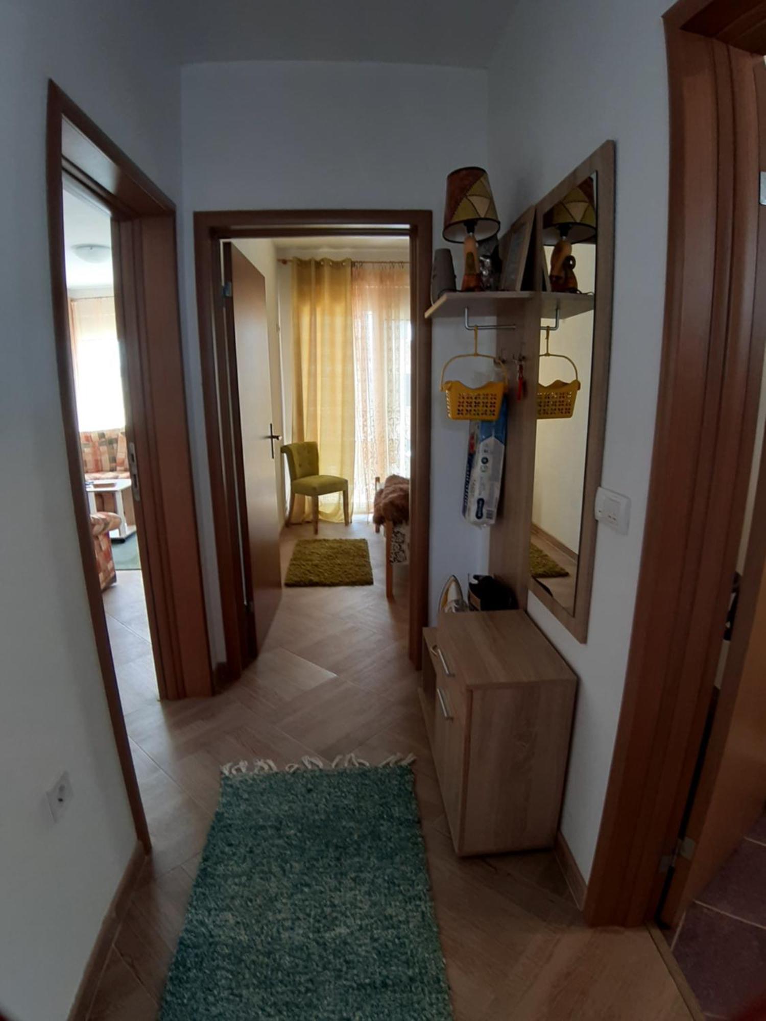 Apartments Maljevic بار المظهر الخارجي الصورة