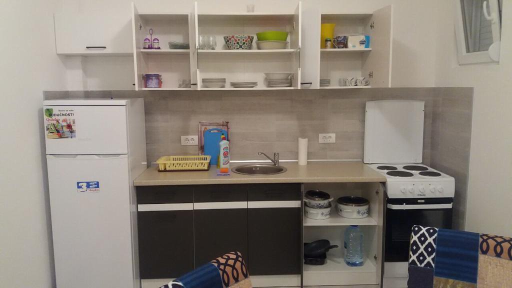 Apartments Maljevic بار المظهر الخارجي الصورة